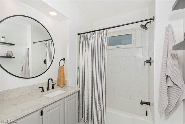 3412 Euclid Heights Boulevard, Cleveland Heights, OH 44118