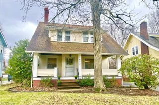 3412 Euclid Heights Boulevard, Cleveland Heights, OH 44118