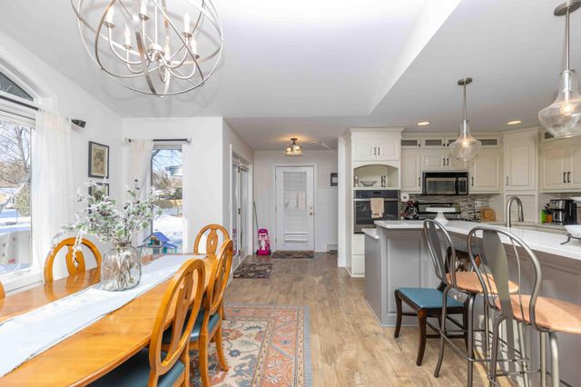 2525 9th Street S, Fargo, ND 58103