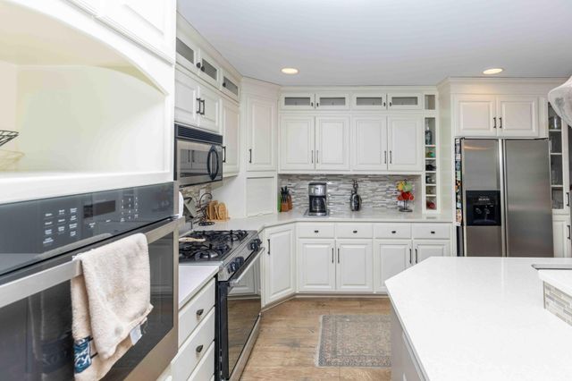 2525 9th Street S, Fargo, ND 58103