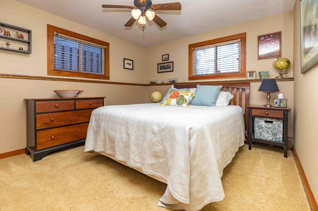 2525 9th Street S, Fargo, ND 58103