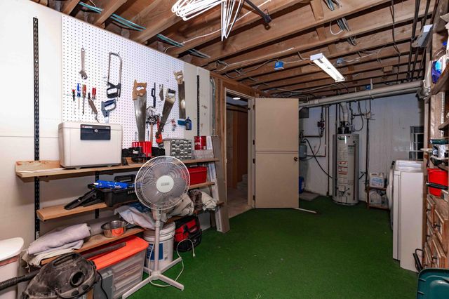 2525 9th Street S, Fargo, ND 58103