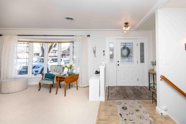 2525 9th Street S, Fargo, ND 58103