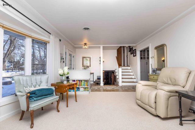 2525 9th Street S, Fargo, ND 58103