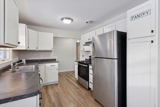 9858 93rd Place N, Maple Grove, MN 55369