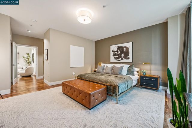 438 W Grand Ave 405, Oakland, CA 94612