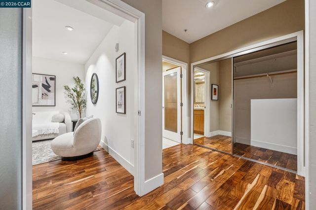 438 W Grand Ave 405, Oakland, CA 94612