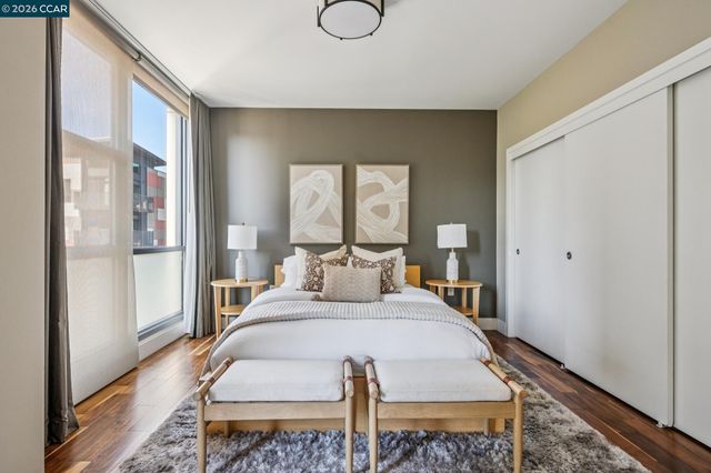 438 W Grand Ave 405, Oakland, CA 94612