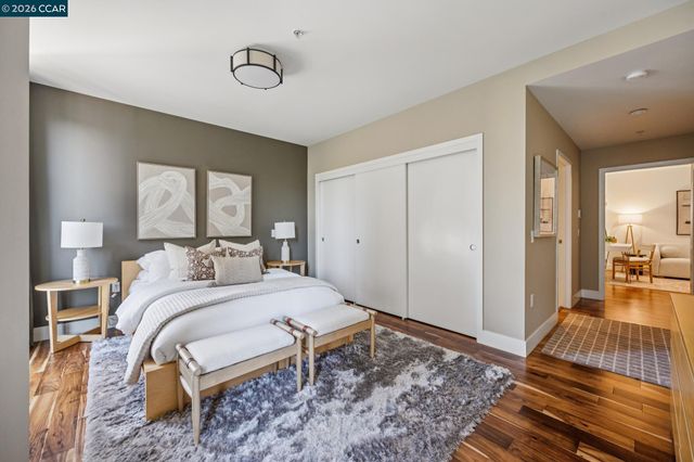 438 W Grand Ave 405, Oakland, CA 94612