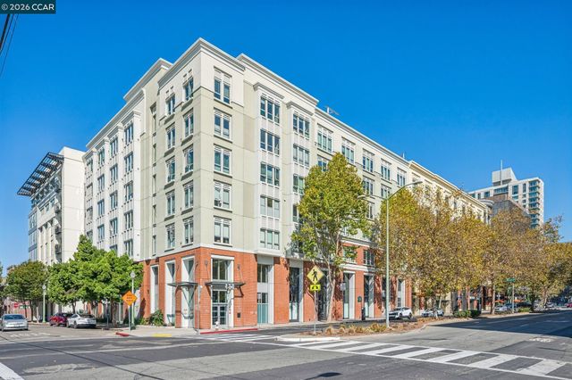 438 W Grand Ave 405, Oakland, CA 94612