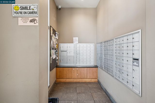 438 W Grand Ave 405, Oakland, CA 94612