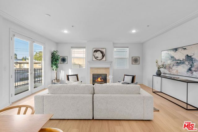 1100 S Clark Drive 203, Los Angeles, CA 90035