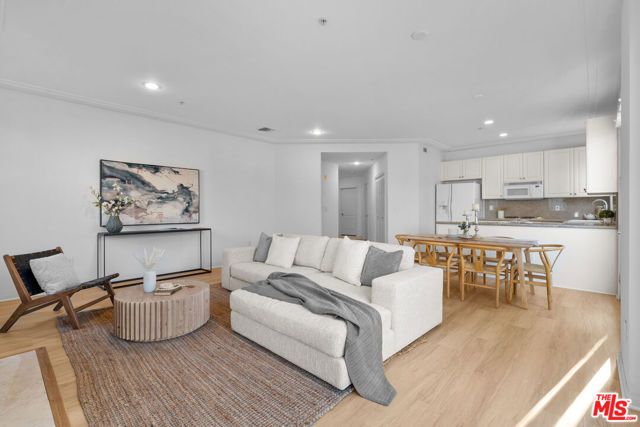 1100 S Clark Drive 203, Los Angeles, CA 90035