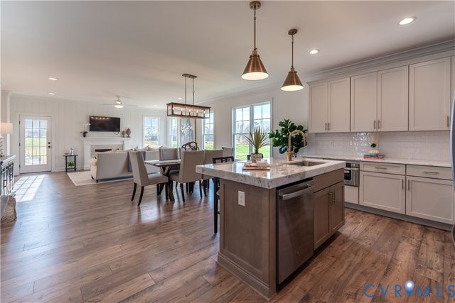 1534 Whippoorwill Rd, Manakin Sabot, VA 23103