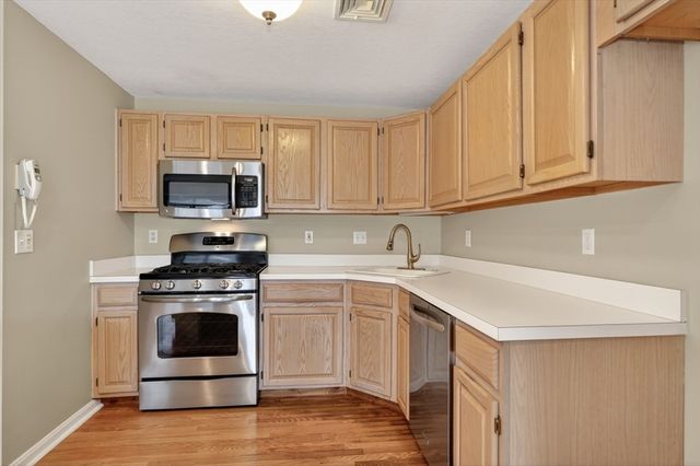 40 Crystal Brook Way C, Marlborough, MA 01752