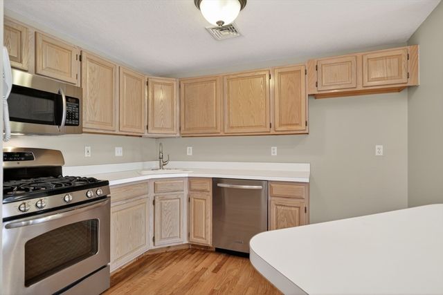 40 Crystal Brook Way C, Marlborough, MA 01752