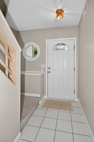 40 Crystal Brook Way C, Marlborough, MA 01752