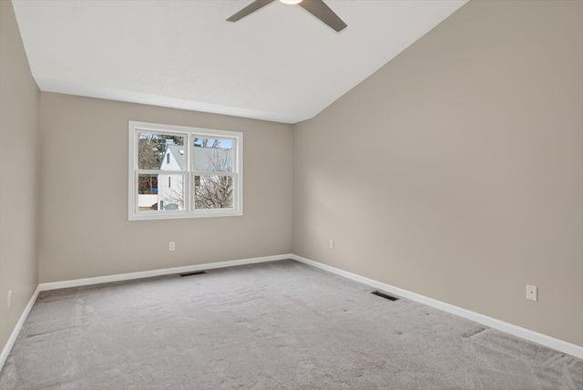 40 Crystal Brook Way C, Marlborough, MA 01752