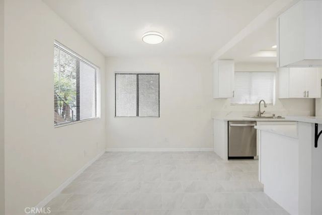 4881 Vista Dr 3, Huntington Beach, CA 92649