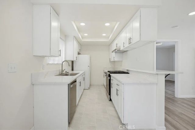 4881 Vista Dr 3, Huntington Beach, CA 92649