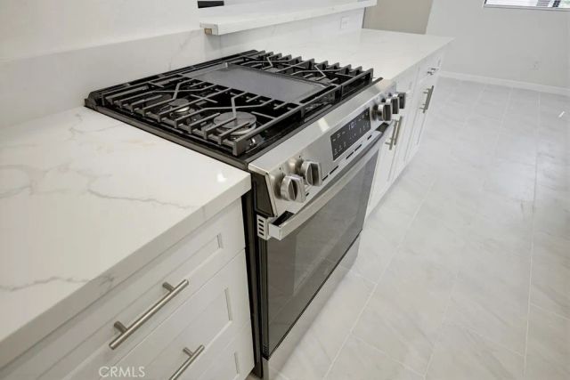 4881 Vista Dr 3, Huntington Beach, CA 92649