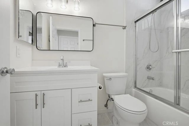 4881 Vista Dr 3, Huntington Beach, CA 92649
