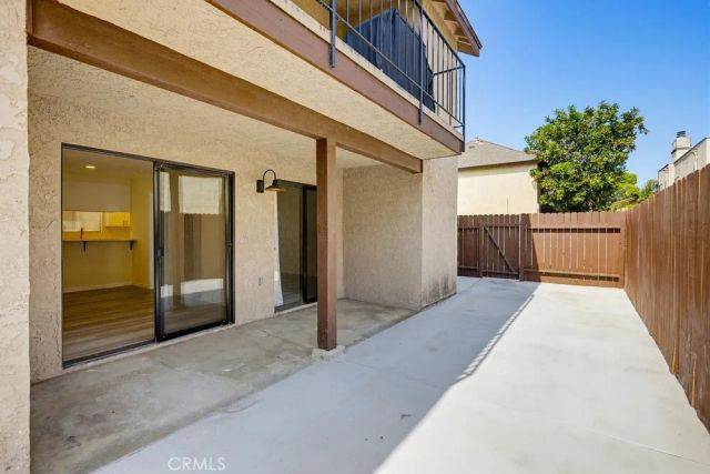 4881 Vista Dr 3, Huntington Beach, CA 92649