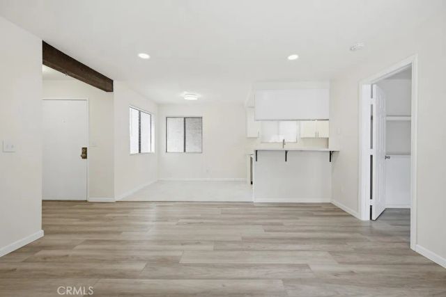 4881 Vista Dr 3, Huntington Beach, CA 92649