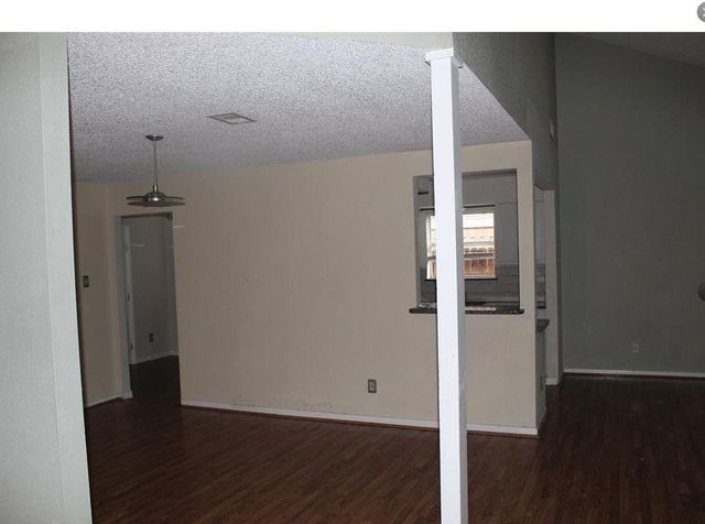 4219 Woodhampton Drive, Pasadena, TX 77505