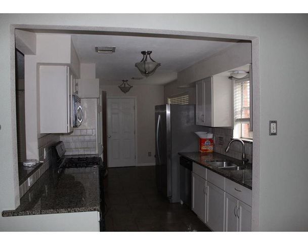 4219 Woodhampton Drive, Pasadena, TX 77505