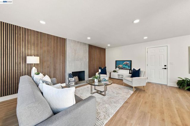 1829 Elkwood Dr, Concord, CA 94519