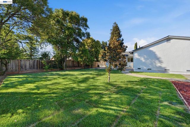 1829 Elkwood Dr, Concord, CA 94519