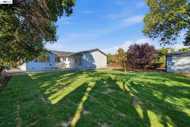 1829 Elkwood Dr, Concord, CA 94519