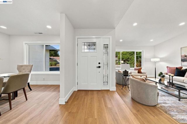 1829 Elkwood Dr, Concord, CA 94519