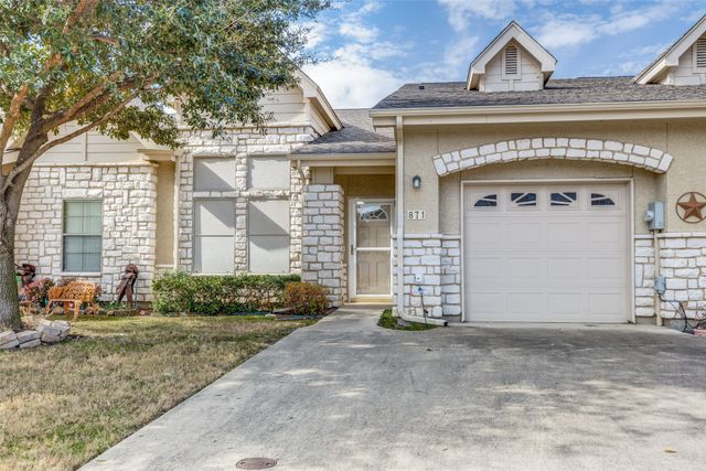 871 Kitty Hawk Lane, Grand Prairie, TX 75051