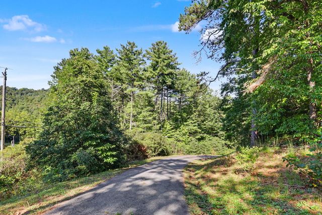 670 Long Branch Road, Marble, NC 28905