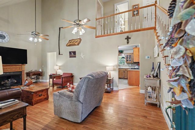 670 Long Branch Road, Marble, NC 28905