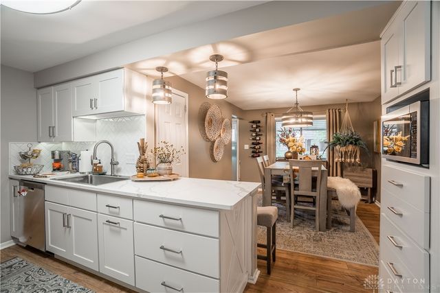 1008 Merrywood Drive, Englewood, OH 45322