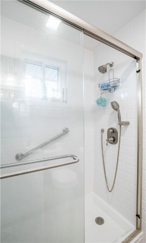 1008 Merrywood Drive, Englewood, OH 45322