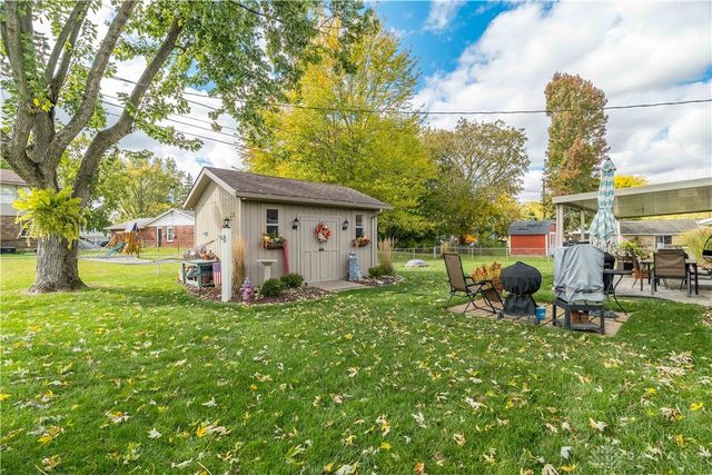 1008 Merrywood Drive, Englewood, OH 45322