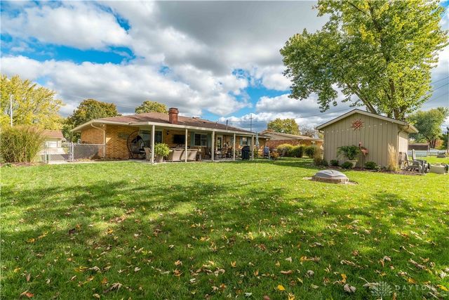 1008 Merrywood Drive, Englewood, OH 45322