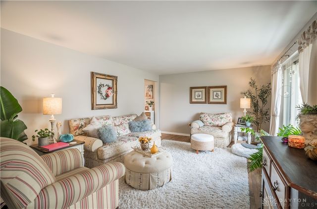 1008 Merrywood Drive, Englewood, OH 45322