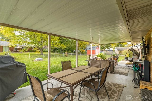 1008 Merrywood Drive, Englewood, OH 45322