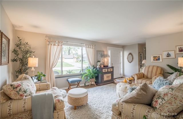 1008 Merrywood Drive, Englewood, OH 45322