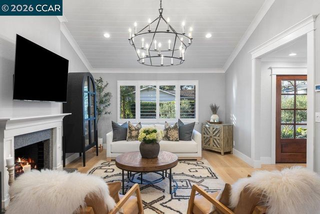 1832 1832 JOSEPH DRIVE, Moraga, CA 94556