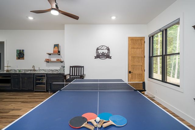 77 Hickory Lane, Ellijay, GA 30540