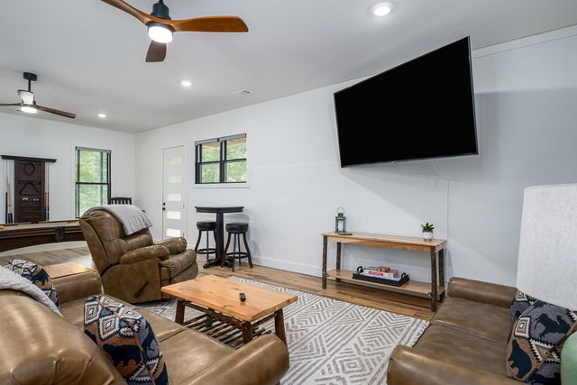 77 Hickory Lane, Ellijay, GA 30540