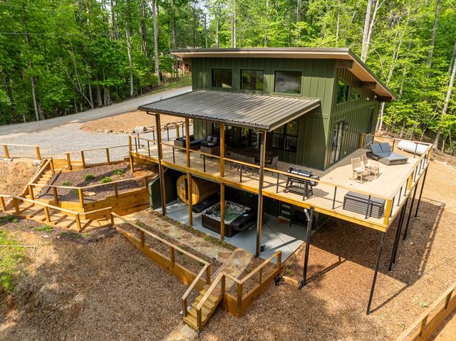 77 Hickory Lane, Ellijay, GA 30540