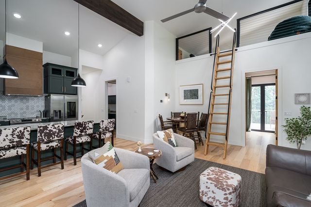 77 Hickory Lane, Ellijay, GA 30540