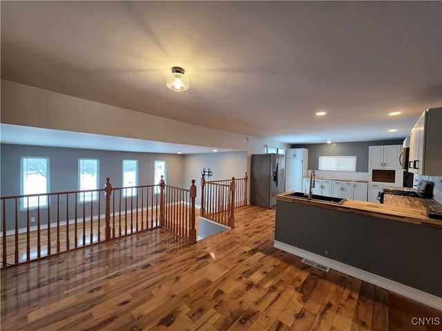 10030 Hillside Terrace, Marcy, NY 13403